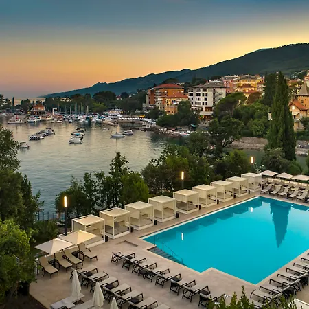 Hotel Ambasador - By Liburnia Hotels & Villas-3