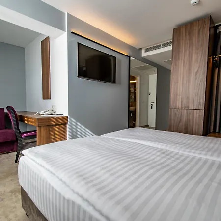 Hotel Paris-2